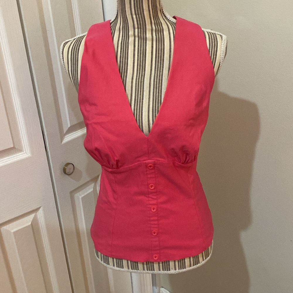 NWOT TRUE ROMANCE TOP IN PINK - VIXEN BY MICHELINE PITT